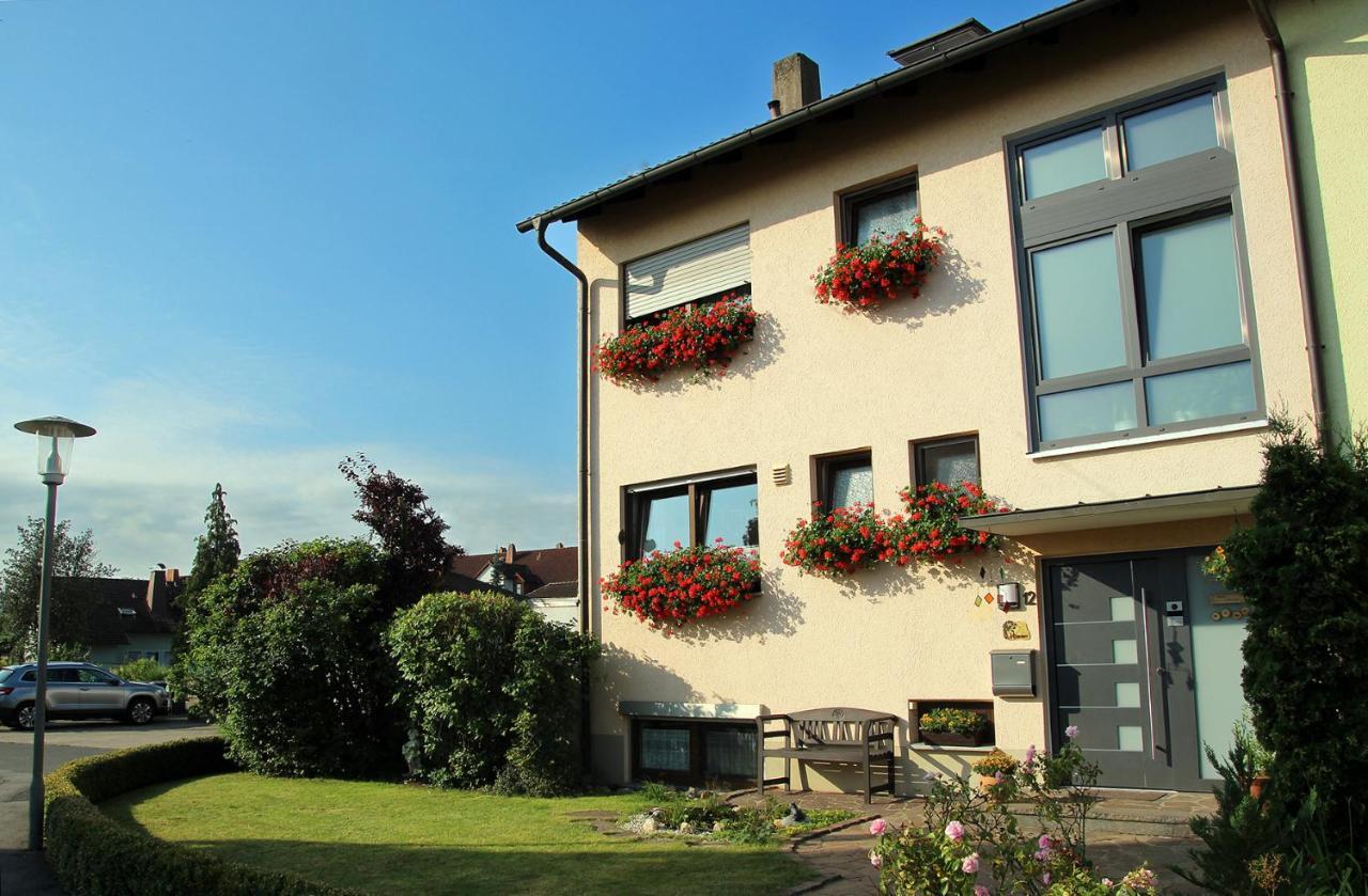 Ferienwohnung Haus Staffelbergblick バート・シュタッフェルシュタイン エクステリア 写真